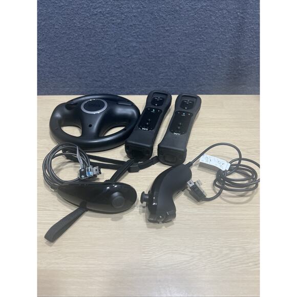 Nintendo Wii Black Console RVL-101 Bundle W/ 2 Games Controller, Sensor Cords - Picture 7 of 9